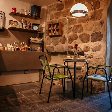 La Castellina Bed & Breakfast *
