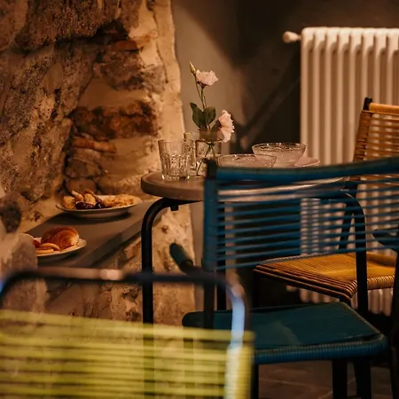 La Castellina Bed & Breakfast *