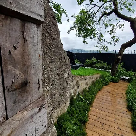 La Castellina Bed & Breakfast *